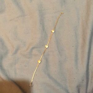 Gold heart bracelet